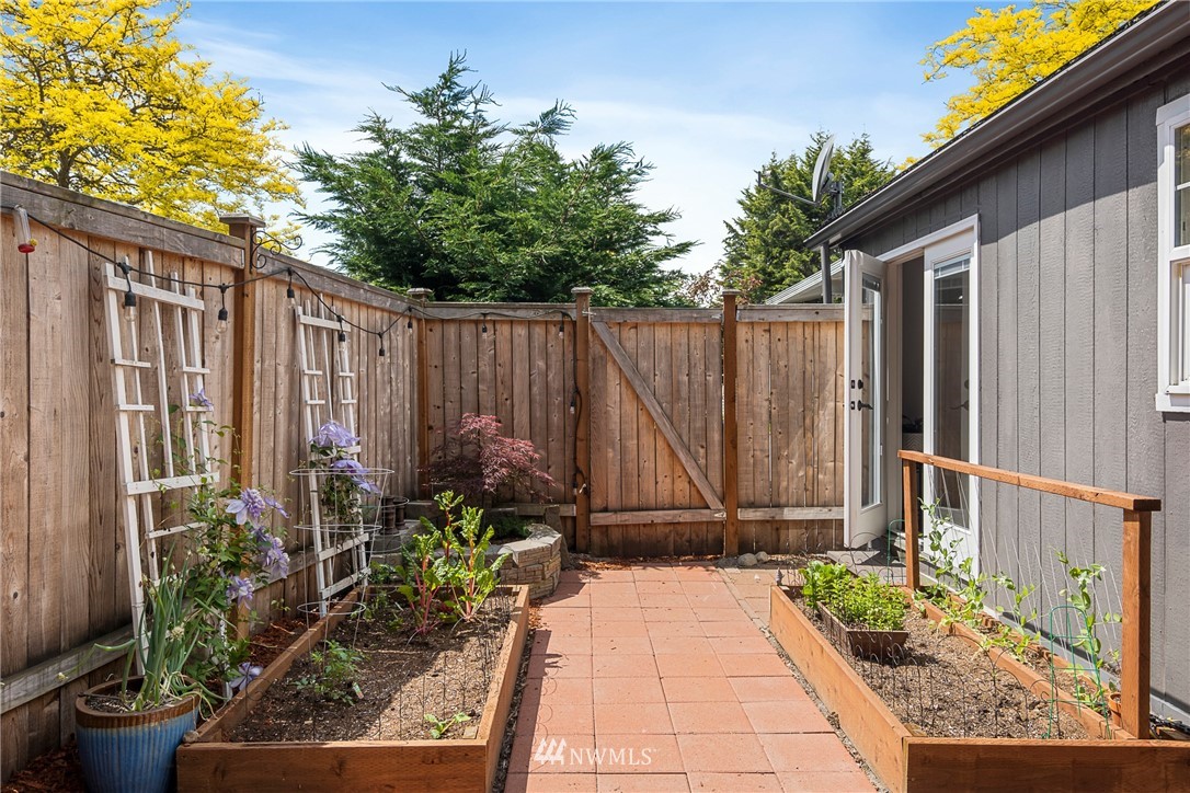 375 Union Avenue Southeast, Unit 7 Renton, WA 98059 - Photo 28 of 34 Gallery Image 28
