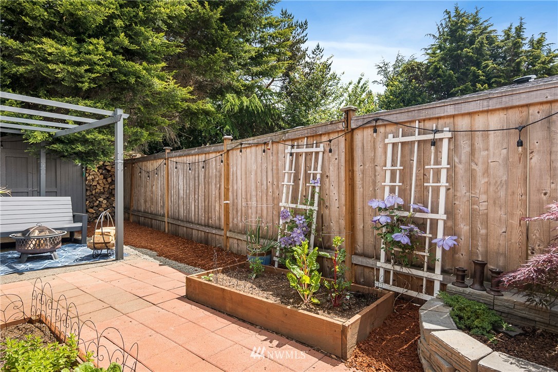 375 Union Avenue Southeast, Unit 7 Renton, WA 98059 - Photo 30 of 34 Gallery Image 30