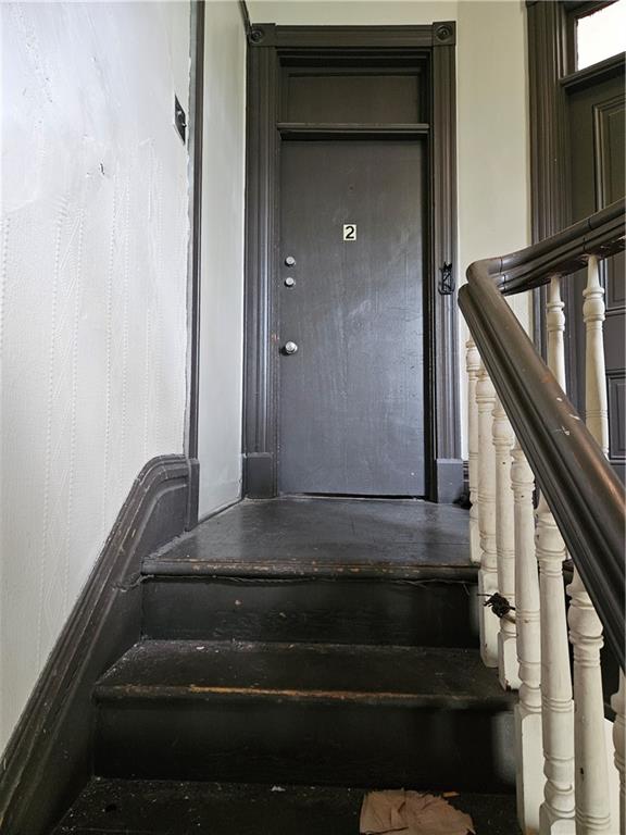 742 Chartiers Avenue McKees Rocks, PA 15136 - Photo 8 of 13