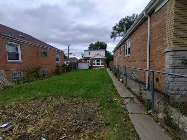 $1,500 | 316 East 107th Street, Chicago, IL 60628