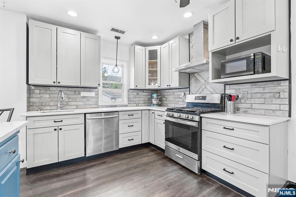 111 Doty Road Oakland, NJ 07436 - Photo 13 of 41