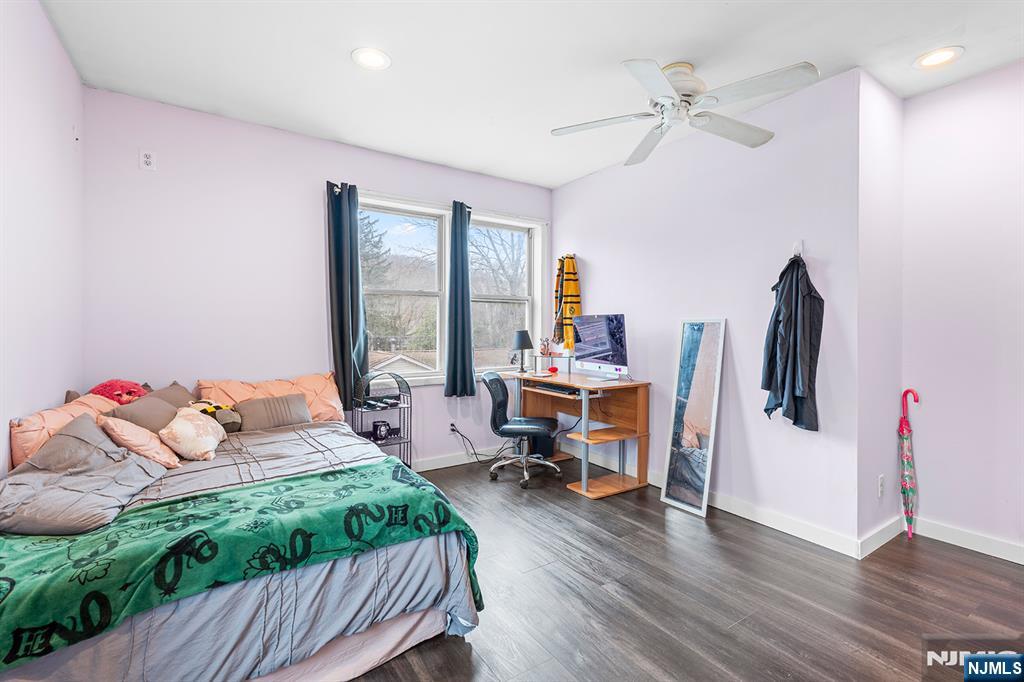 111 Doty Road Oakland, NJ 07436 - Photo 19 of 41