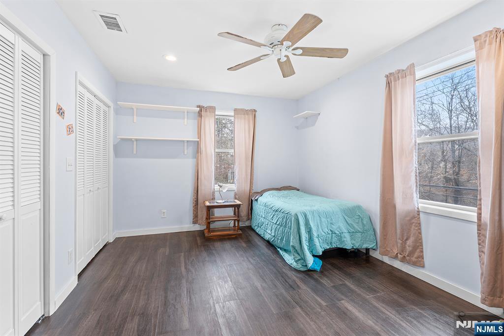 111 Doty Road Oakland, NJ 07436 - Photo 21 of 41