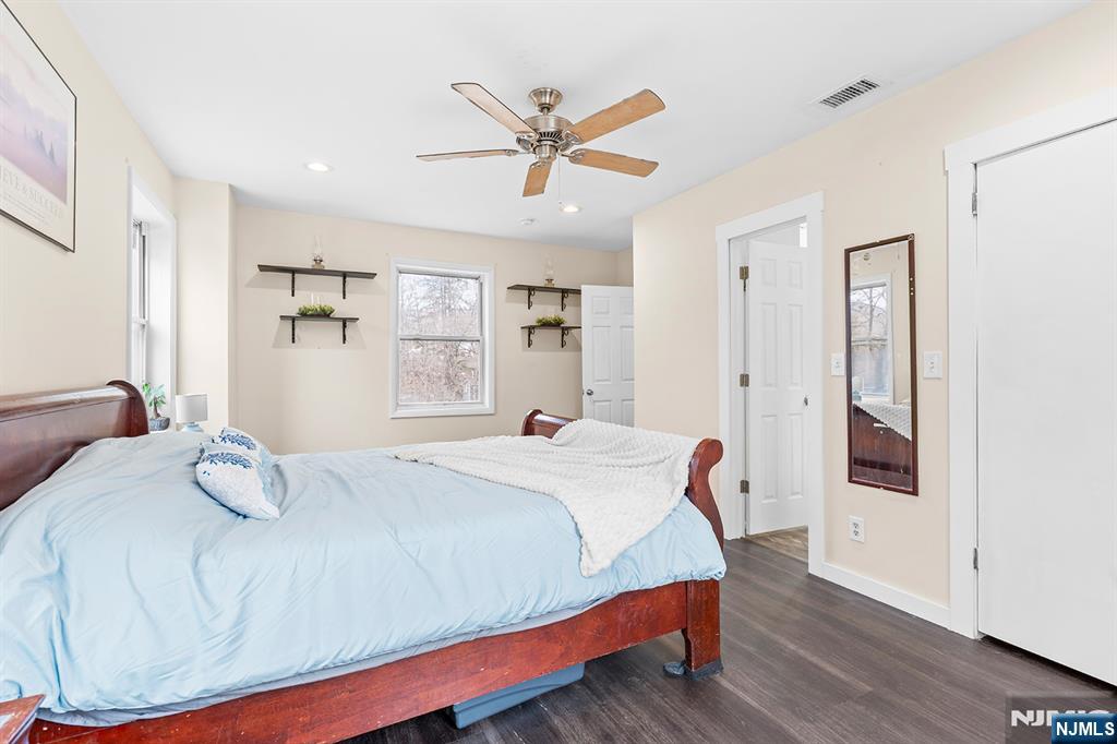 111 Doty Road Oakland, NJ 07436 - Photo 24 of 41