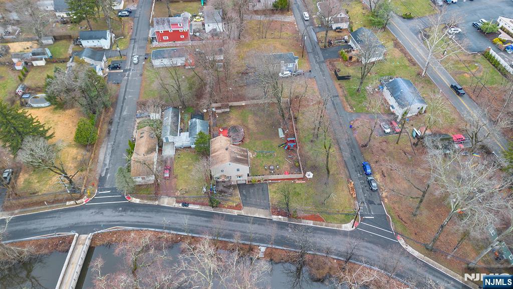 111 Doty Road Oakland, NJ 07436 - Photo 3 of 41