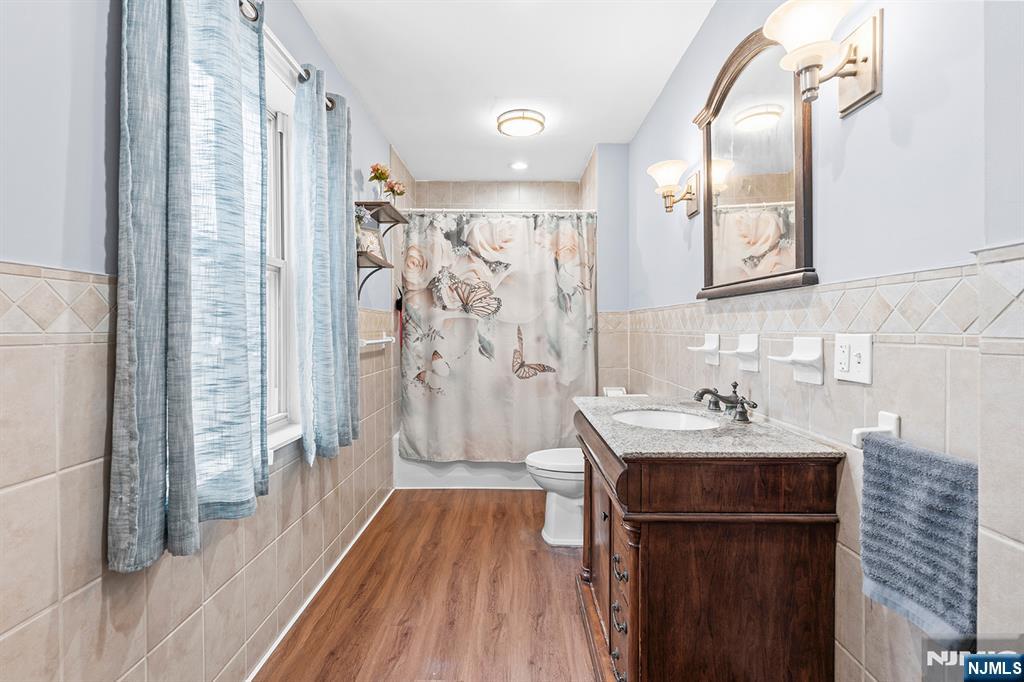 111 Doty Road Oakland, NJ 07436 - Photo 33 of 41