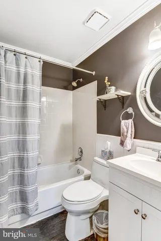 $924,900 | 15277 Surrey House Way, Centreville, VA 20120