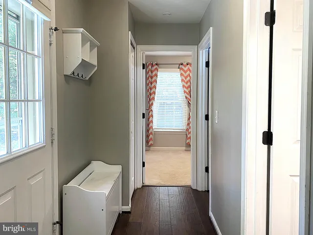 $924,900 | 15277 Surrey House Way, Centreville, VA 20120