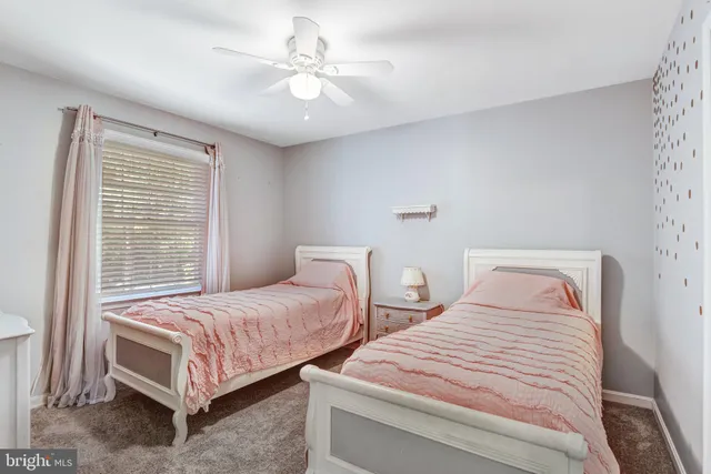 $924,900 | 15277 Surrey House Way, Centreville, VA 20120