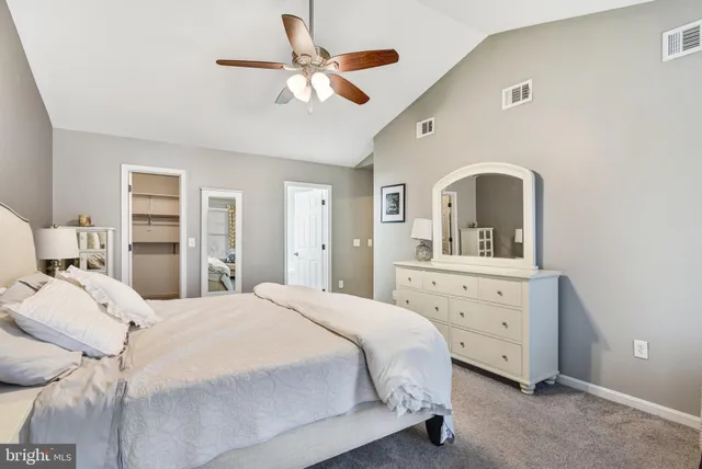 $924,900 | 15277 Surrey House Way, Centreville, VA 20120