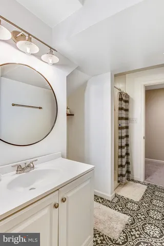 $924,900 | 15277 Surrey House Way, Centreville, VA 20120