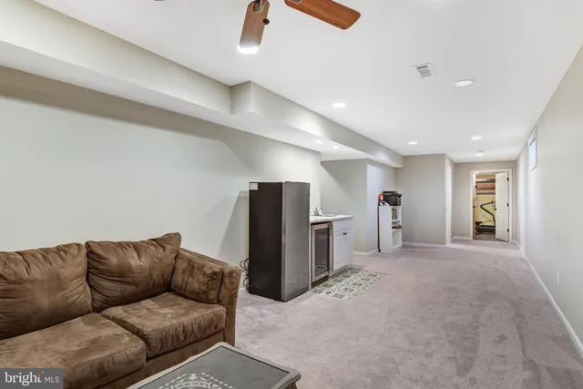 $924,900 | 15277 Surrey House Way, Centreville, VA 20120