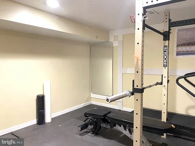 $924,900 | 15277 Surrey House Way, Centreville, VA 20120