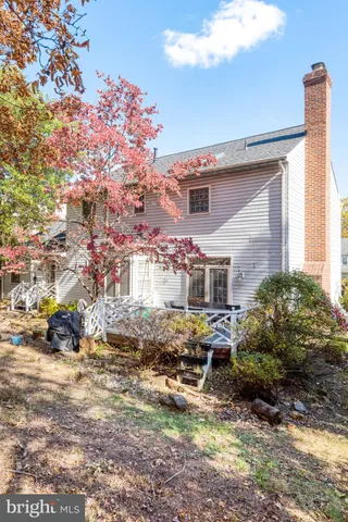 $924,900 | 15277 Surrey House Way, Centreville, VA 20120