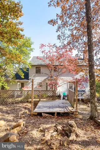 $924,900 | 15277 Surrey House Way, Centreville, VA 20120