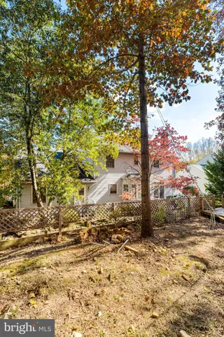 $924,900 | 15277 Surrey House Way, Centreville, VA 20120