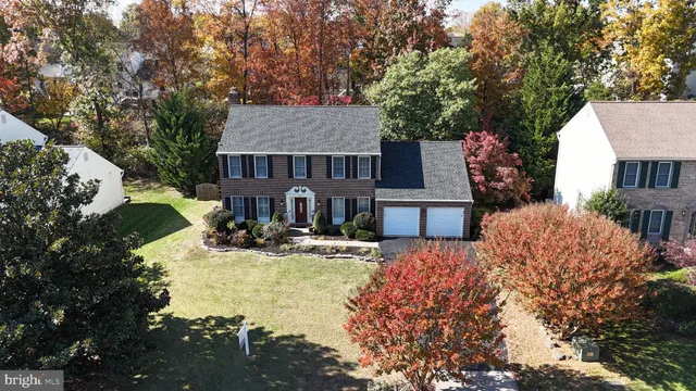 $924,900 | 15277 Surrey House Way, Centreville, VA 20120