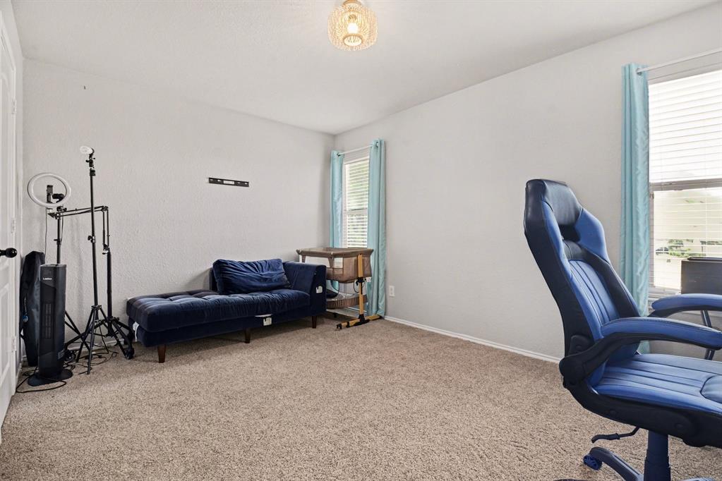10005 Turrey Rowlett, TX 75089 - Photo 27 of 32 Office space featuring light carpet and baseboards