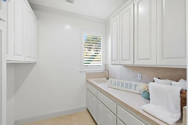 $4,888,888 | 61 Montclaire Drive, Fremont, CA 94539