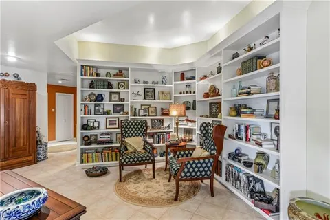 $550,000 | 330 Morgan Street, Unit 606, New Orleans, LA 70114