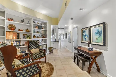 $550,000 | 330 Morgan Street, Unit 606, New Orleans, LA 70114