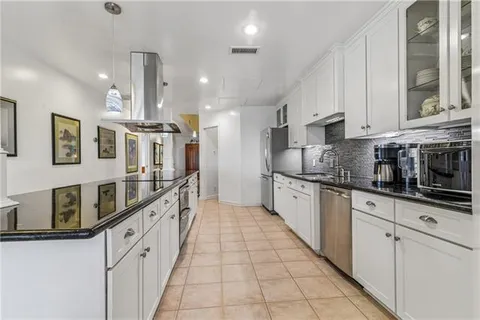 $550,000 | 330 Morgan Street, Unit 606, New Orleans, LA 70114