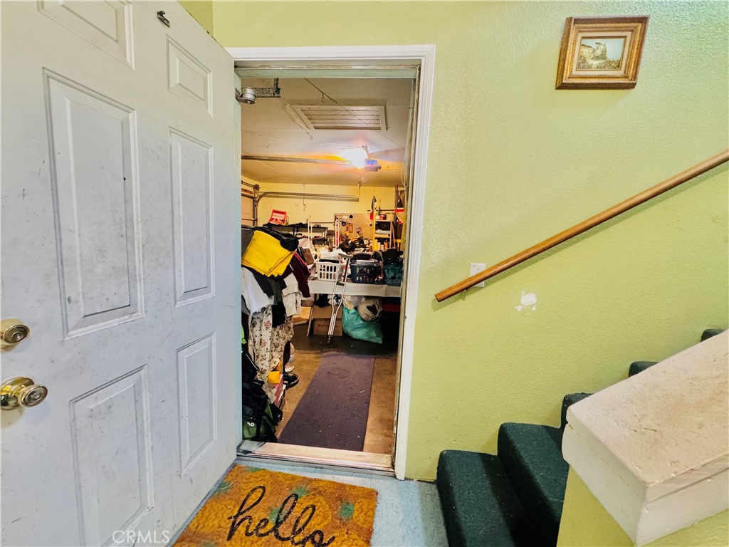 812 East 8th Street Long Beach, CA 90813 - Photo 20 of 40 a view of a interior of the house