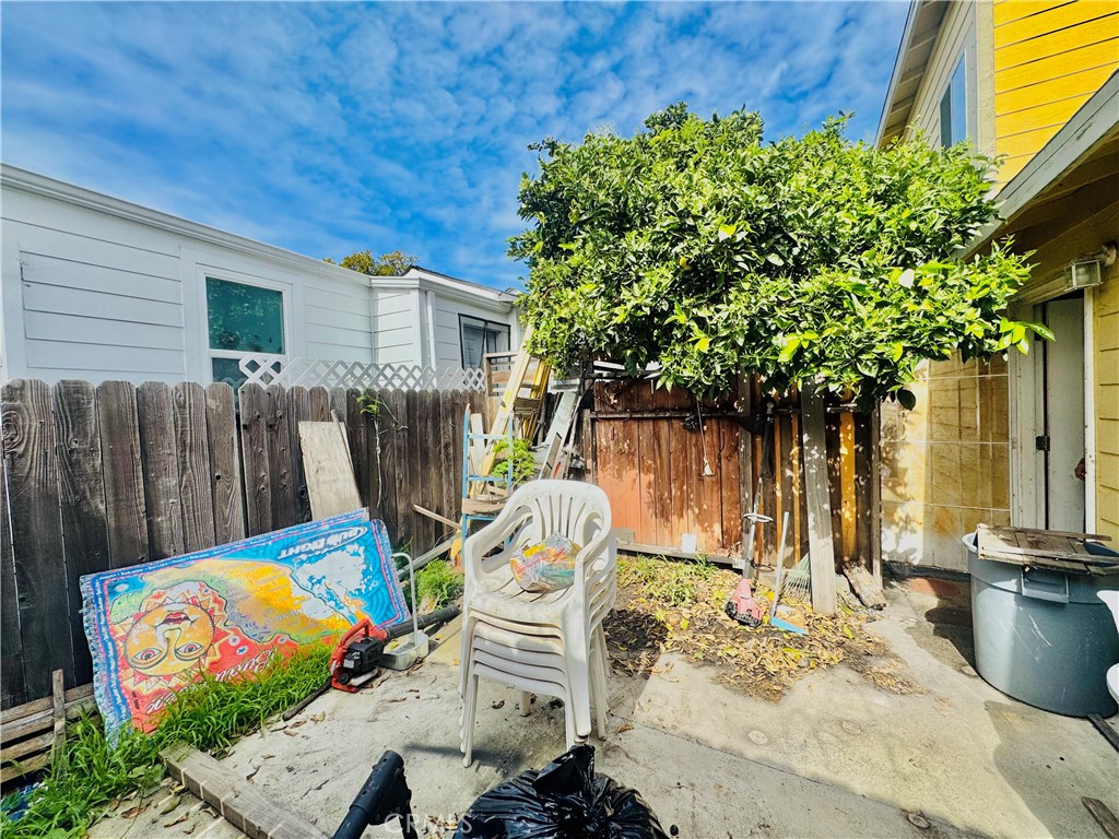 812 East 8th Street Long Beach, CA 90813 - Photo 24 of 40 a view of outdoor space yard and patio
