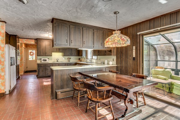 324 Country Way Needham, MA 02492 - Photo 16 of 30 Gallery Image 16