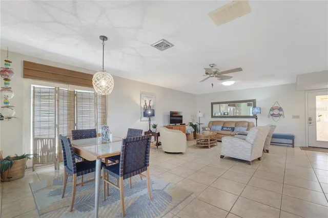 $525,000 | 120 Villa Drive, Unit 120, Osprey, FL 34229
