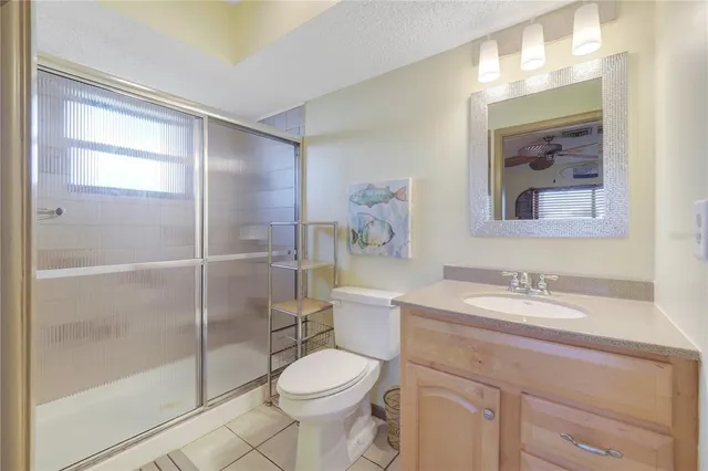 $525,000 | 120 Villa Drive, Unit 120, Osprey, FL 34229