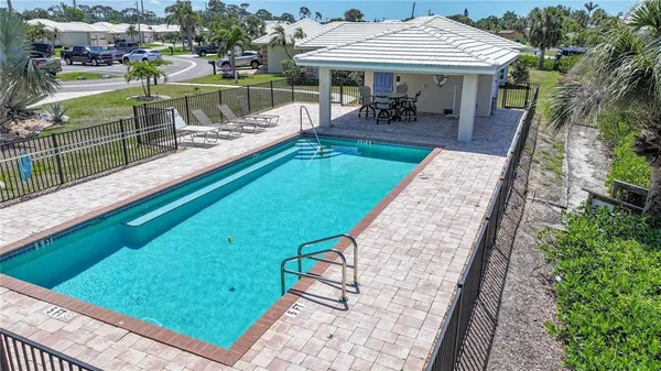 $510,000 | 120 Villa Drive, Unit 120, Osprey, FL 34229