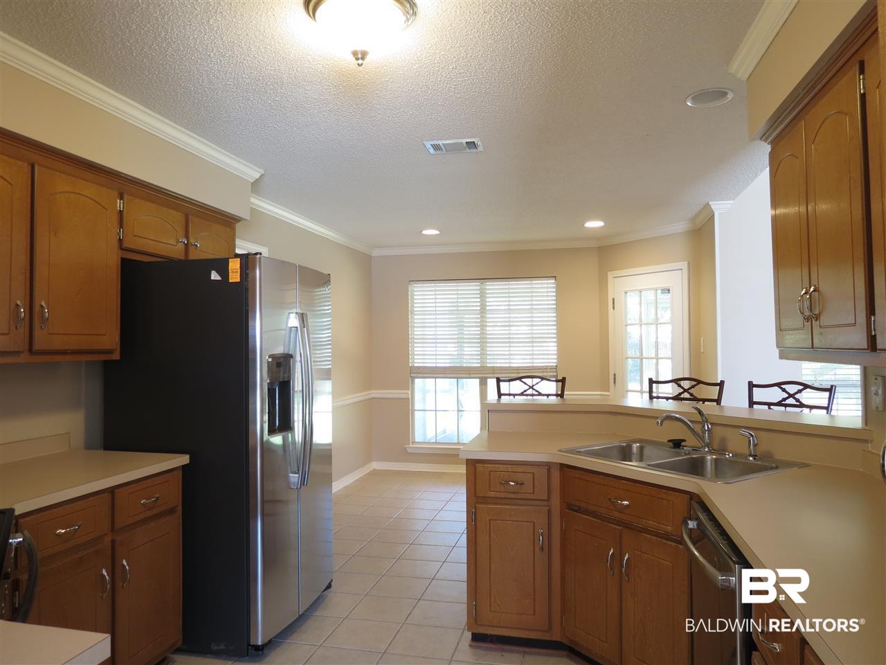 9654 Chambers Drive Mobile, AL 36695 - Photo 6 of 20 Kitchen