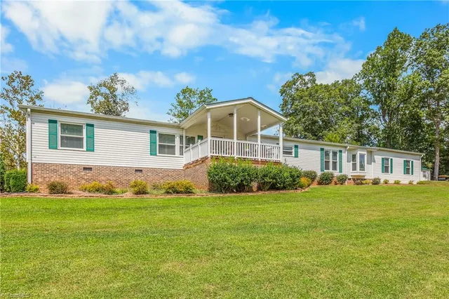 $309,900 | 2712 Sloan's Mill Road, Hamptonville, NC 27020