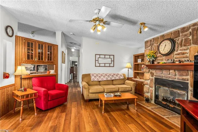 $309,900 | 2712 Sloan's Mill Road, Hamptonville, NC 27020