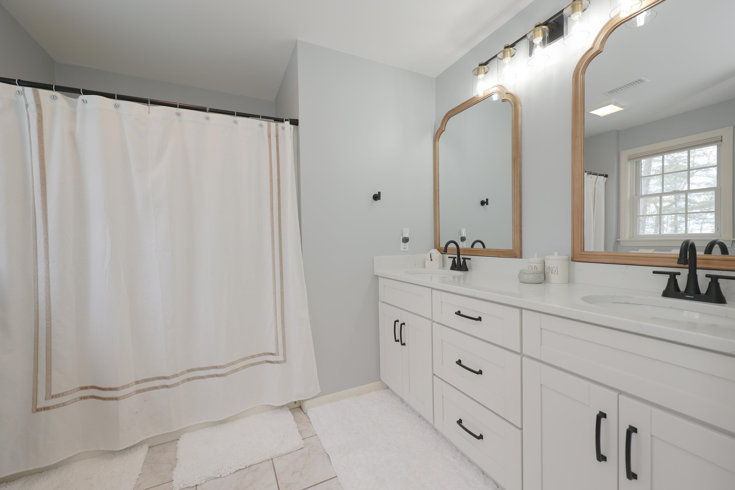 27 Squire Armour Road Windham, NH 03087 - Photo 22 of 40