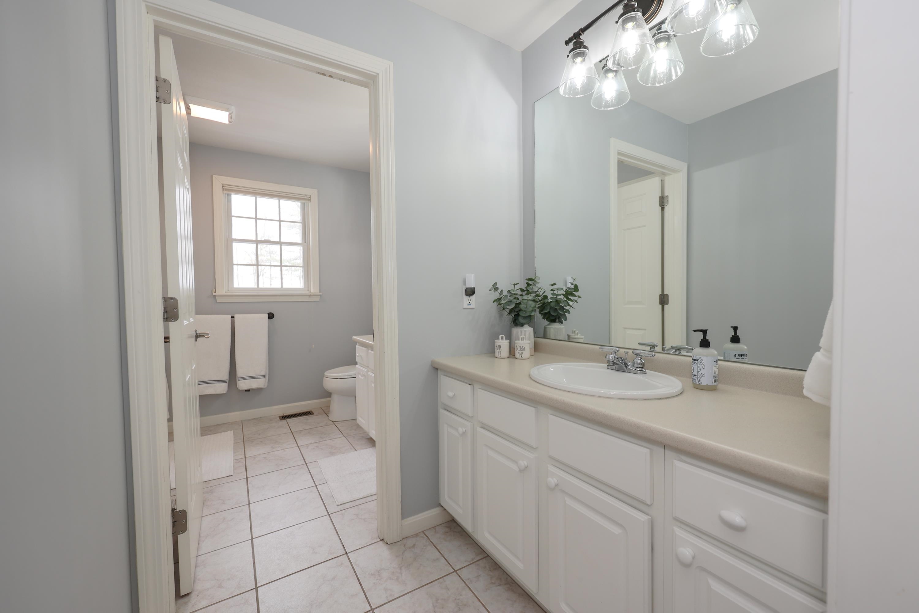 27 Squire Armour Road Windham, NH 03087 - Photo 28 of 40