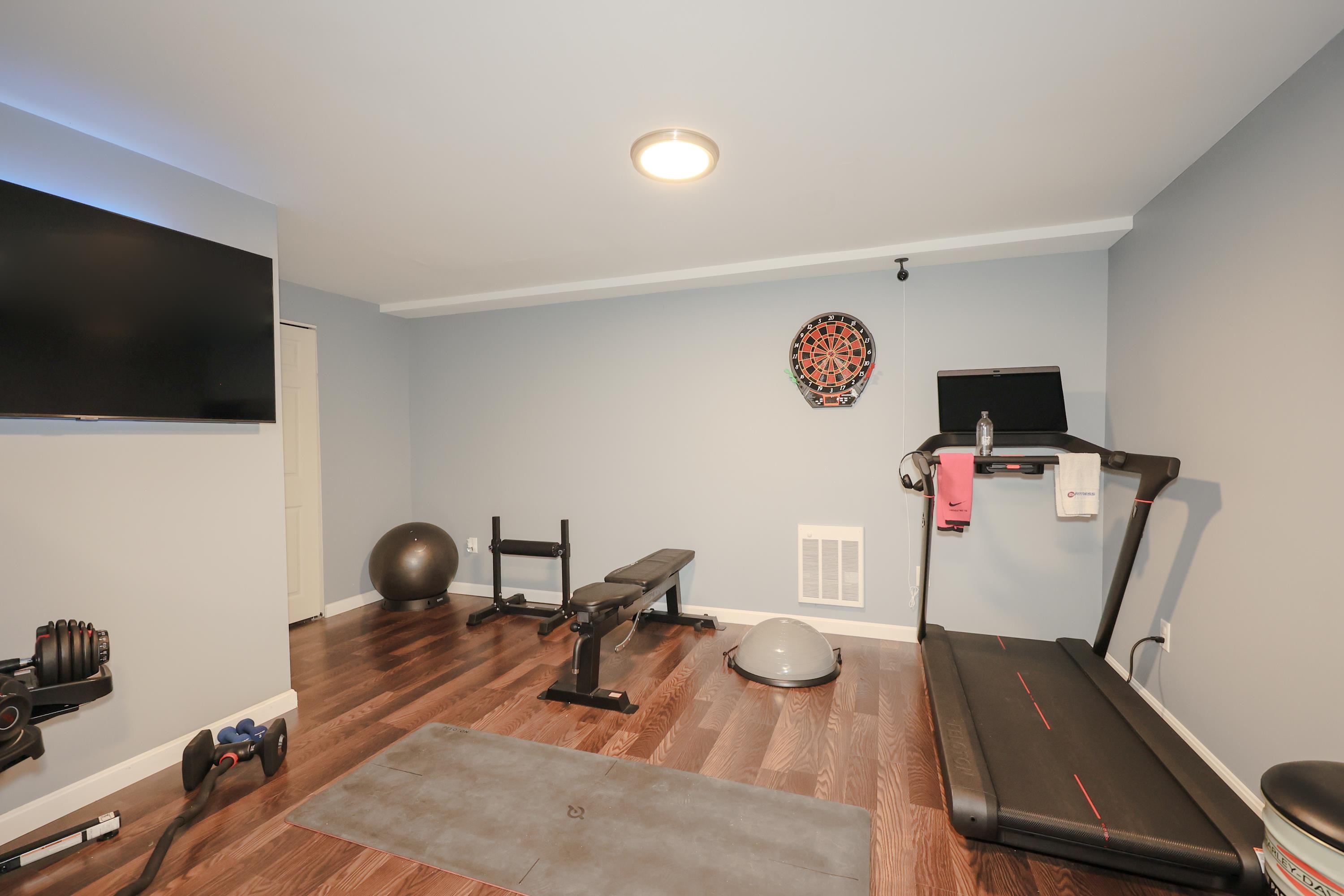 27 Squire Armour Road Windham, NH 03087 - Photo 34 of 40