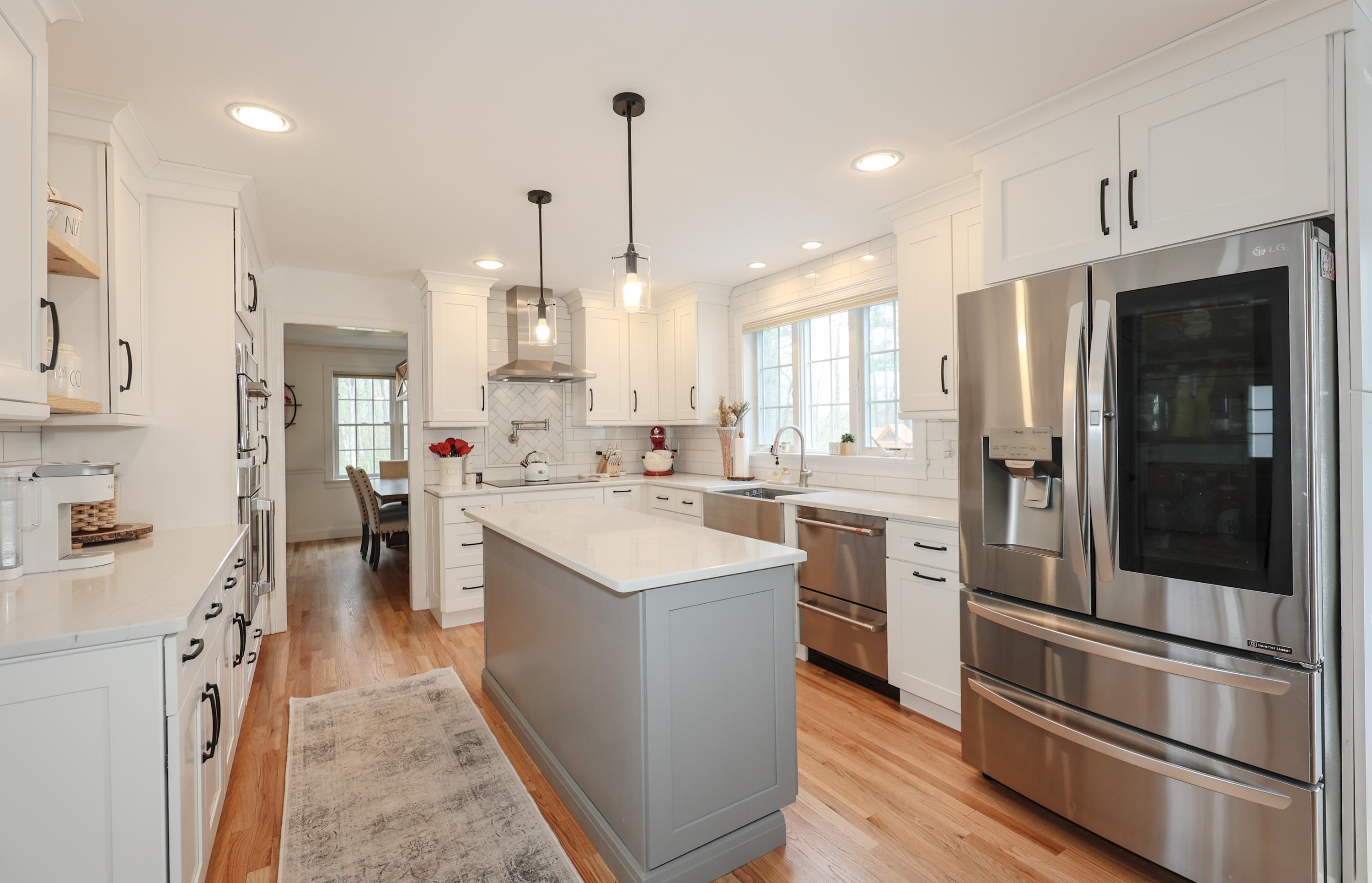 27 Squire Armour Road Windham, NH 03087 - Photo 5 of 40