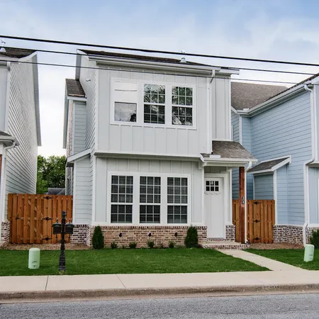 $2,095 | 508 West Persimmon Street, Rogers, AR 72756