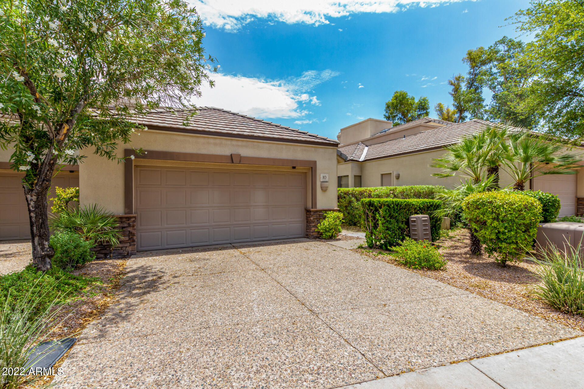7272 East Gainey Ranch Road, Unit 10 Scottsdale, AZ 85258 - Photo 2 of 37 0002-01 - Gainey Ranch