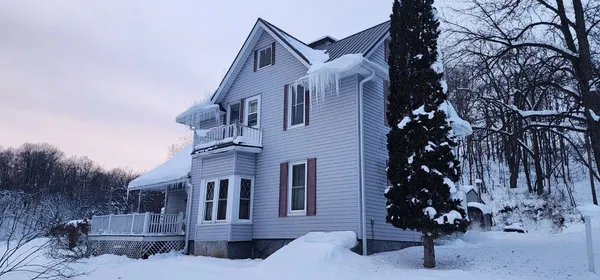 $322,900 | S1205 County Rd Y, Wonewoc, WI 53968