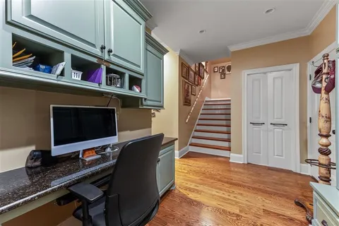 $925,000 | 4820 Kingspoint Drive, Lake Charles, LA 70605