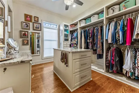 $925,000 | 4820 Kingspoint Drive, Lake Charles, LA 70605