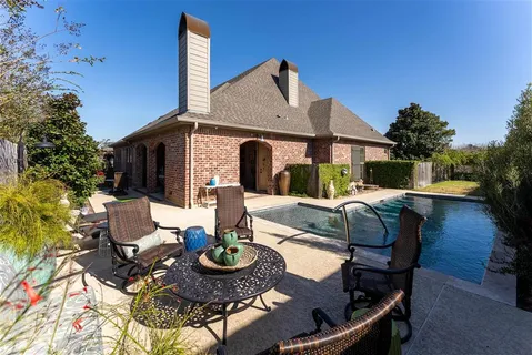 $925,000 | 4820 Kingspoint Drive, Lake Charles, LA 70605