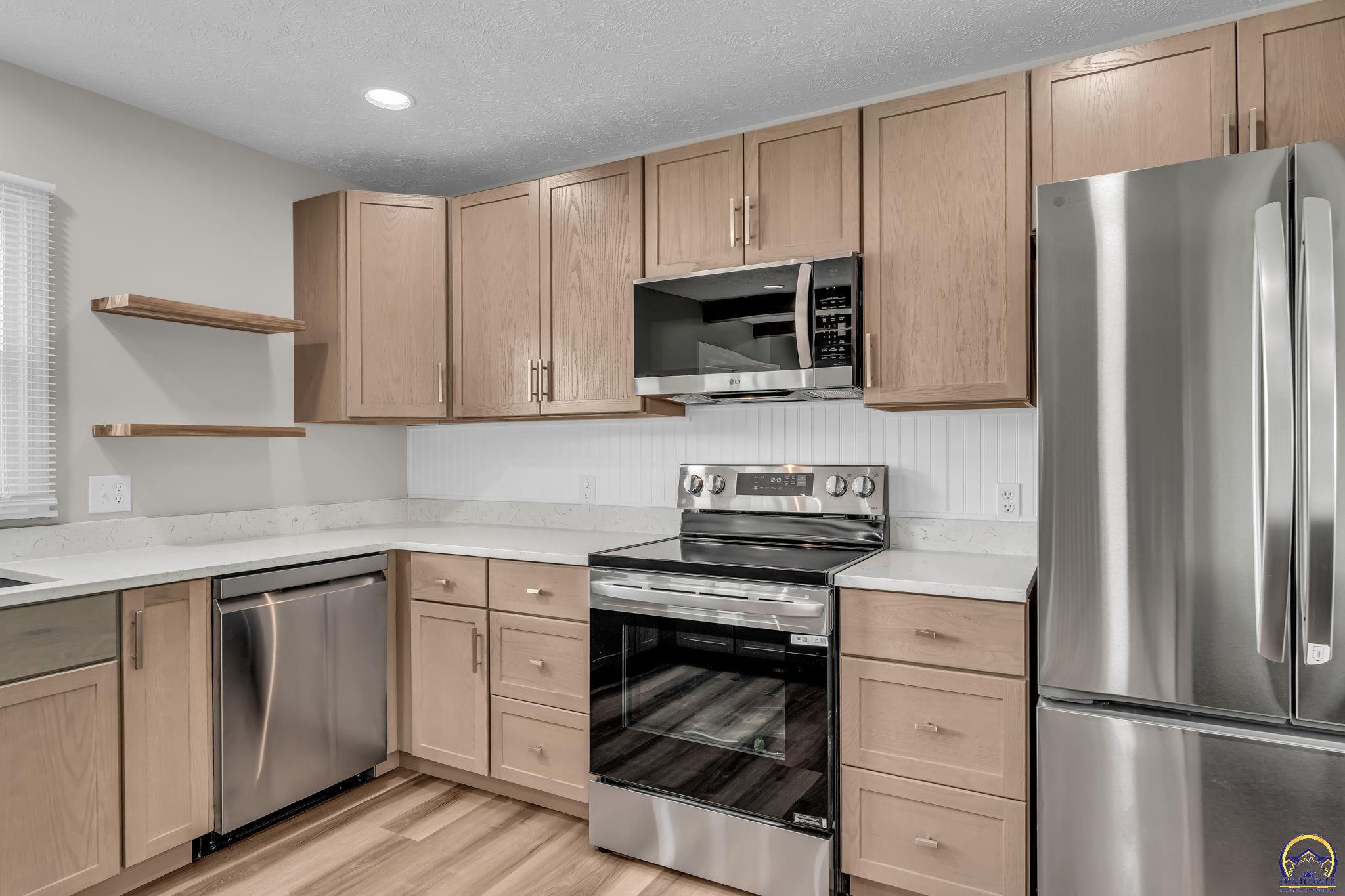1837 Southwest Cheyenne Road Topeka, KS 66604 - Photo 41 of 49