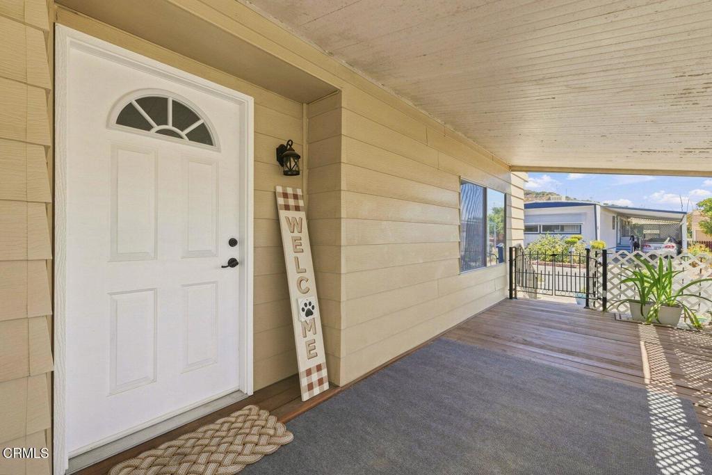 1500 Richmond Road, Unit 50 Santa Paula, CA 93060 - Photo 4 of 27 002_cjp_1911_3186