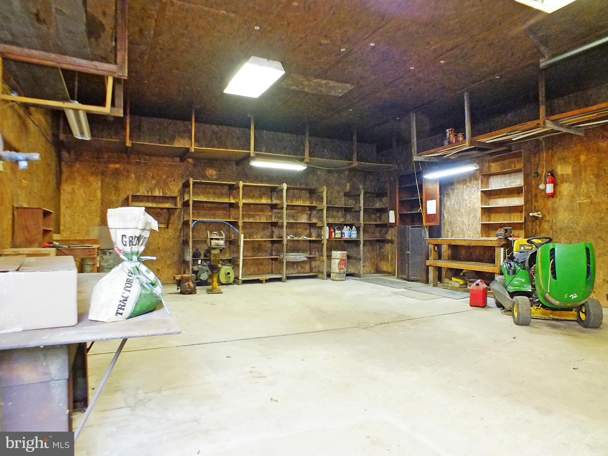 4124 Utz Road Hampstead, MD 21074 - Photo 29 of 30 Inside workshop 1