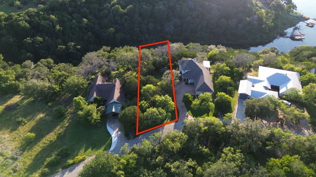 19 Hummingbird Way Spicewood, TX 78669 - Photo 2 of 4
