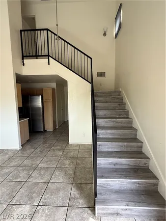 $1,450 | 5195 Souvenir Lane, Las Vegas, NV 89118